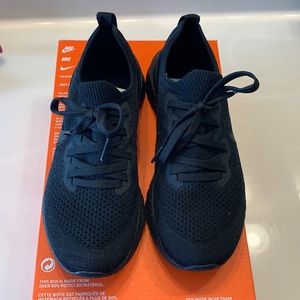 Women’s Nike Epic React Flyknit 2